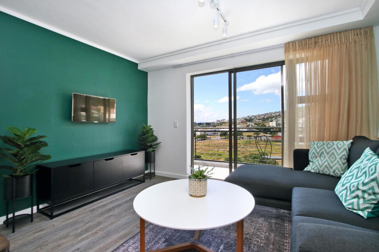 Luxury Family In Castle Rock With Great Views Of Table Mountain Apartment *