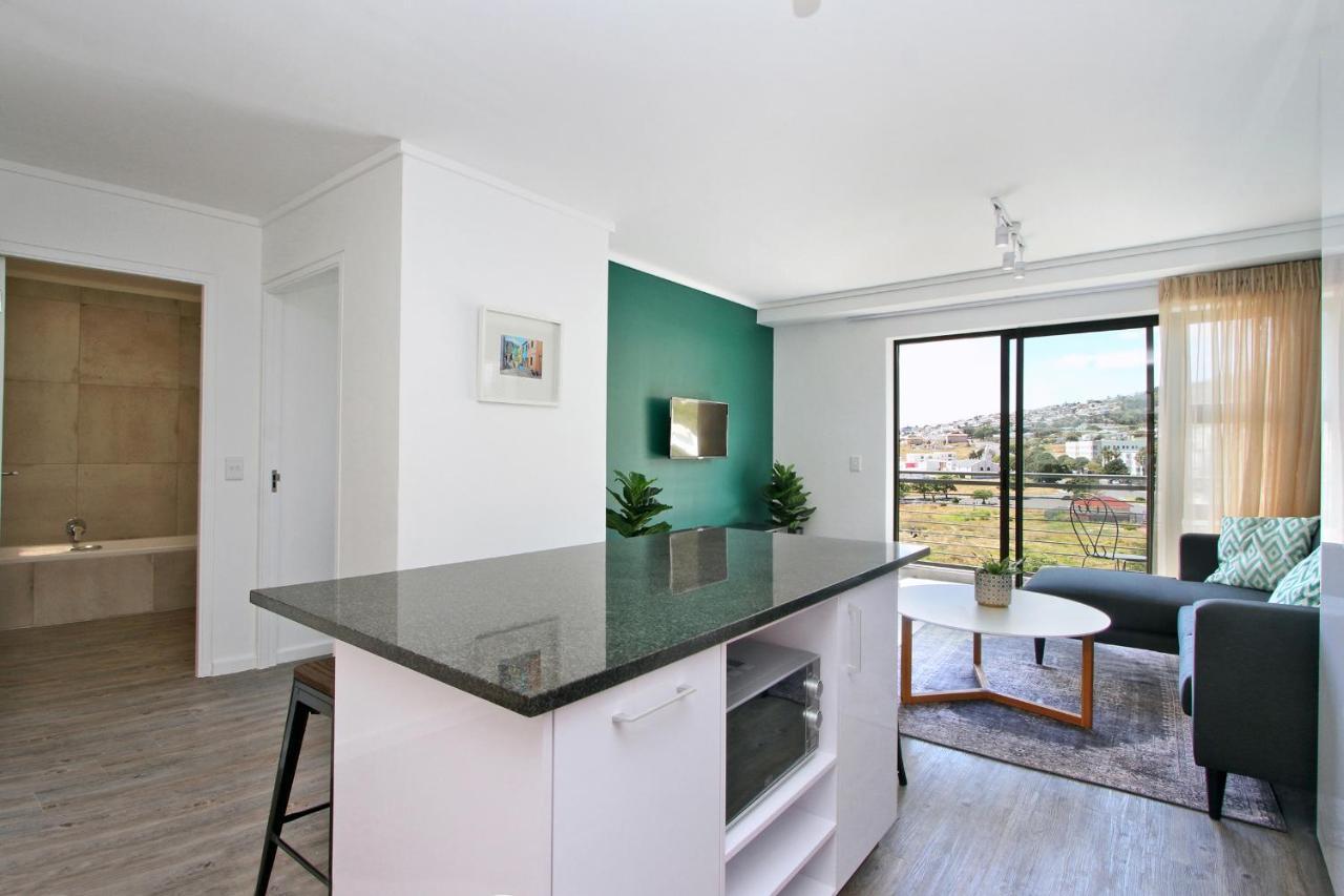 Apartment Luxury Family In Castle Rock With Great Views Of Table Mountain